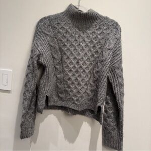 Abercrombie & Fitch Charcoal Cable Knit Turtleneck Sweater Size XS Women’s